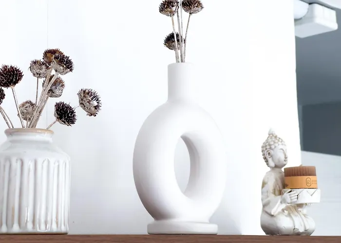 Stylish In The Centre Daire *